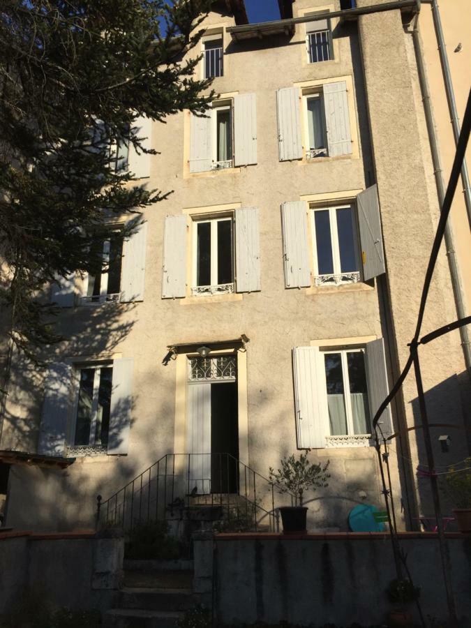 Apartamento Lot Of Bed Cahors Exterior foto